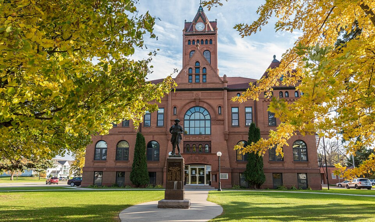 Norman County Courthouse
